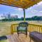 Ranch Cabin with Decks, 10 Mi to Fredericksburg - 弗雷德里克斯堡
