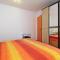 2 Bedroom Lovely Apartment In Novigrad