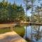 11 Mi to Ski Sapphire Heaven South Apt with Porch - هايلاند