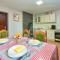 Stunning Home In Sopron With Wifi - Kalnik