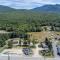 Relax with mountain views & a hot tub #5