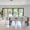 3 bdr House 4min walk to the Beach with Pool,Tiki canal boat dock - ديرفيلد بيتش