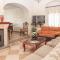 Four-Bedroom Holiday Home In Villaviciosa De Cordob