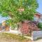 Gorgeous Apartment In Medulin