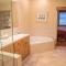 Westridge Condo 10