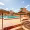Lovely Home With Swimming Pool