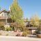 Snowstar Condo 23