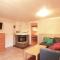 Gorgeous Home In Fristad With Wifi - Tämta