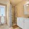 7 Bedroom Gorgeous Home In Vinderup