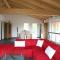 Moderne Luxusvilla in Naturlage am Miltenberg, modernes Interieur, Profiküche
