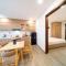 2CE APARTMENT & HOTEL