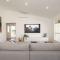 Wurtulla Beachside Family Haven, Steps to the Sea & Pool
