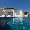 Lavish holiday home with private pool - Gandía