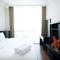 Nice and Spacey 1BR at The Via and The Vue Apartment By Travelio