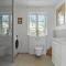 Amazing Home In Aakirkeby With Wifi - Vester Sømarken