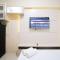 Simple and Comfortable Living Studio at Bale Hinggil Apartment By Travelio