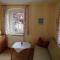 Ferienhaus mit Garten, Weinlaube und Aussenpool