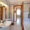 2 Bedroom Cozy Apartment In Grado