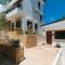 RedDoorz @ LM Apartelle Boracay - 长滩岛