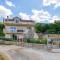 Amazing Home In Vrlika With Wifi - Vrlika