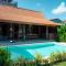 Authentic Joglo Villa: Private Pool & Lush Garden - Dalung