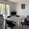 Apt clim 4 p clim avec piscine et parking 400 m plages- V0775 - 维亚斯