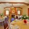 Los Arboles Hotel