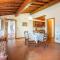 2 Bedroom Beautiful Apartment In Poppi