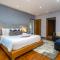 Villa Beyond 9 Bedrooms Seaview - Full Services