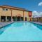 Econo Lodge Inn & Suites Diamondhead