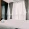 Homey and Comfortable 1BR at The Smith Alam Sutera Apartment By Travelio - 当格浪