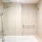 Comfortable and Strategic 1BR at Vasanta Innopark Apartment By Travelio - 芝卡朗