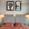 Sunset Cliffs Luxury Apart with Sea View