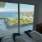 Luxurious 2-Bed Seaside Apartment in Saronida - 萨罗尼扎