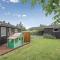 Awesome Home In Vinderup With Wifi
