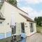 9 Manorcombe Bungalows