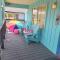 Upper Deck Hotel and Bar - Adults Only