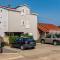 Lovely Apartment In Blato With Kitchen