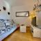 Imma bright apartment by HLCLUB Agency