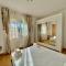 Imma bright apartment by HLCLUB Agency