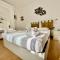 Imma bright apartment by HLCLUB Agency