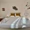 Imma bright apartment by HLCLUB Agency