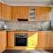 Imma bright apartment by HLCLUB Agency