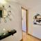 Imma bright apartment by HLCLUB Agency