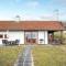 Beautiful Home In Aakirkeby With Wifi - Åkirkeby