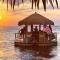Hidden Gem - pool access, walk to beach - ديستين