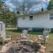 Wildflower Cottage - Cute Home with Yard & Bonfire - Pepin