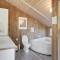 Four-Bedroom Holiday Home In Dronningmolle