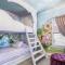 Stylish 6 Bdrm Villa with Unreal Themed Bedroom at Reunion - 基西米