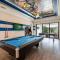 Luxury 6 Bdrm Retreat with Gaming Loft Area at Reunion - 基西米